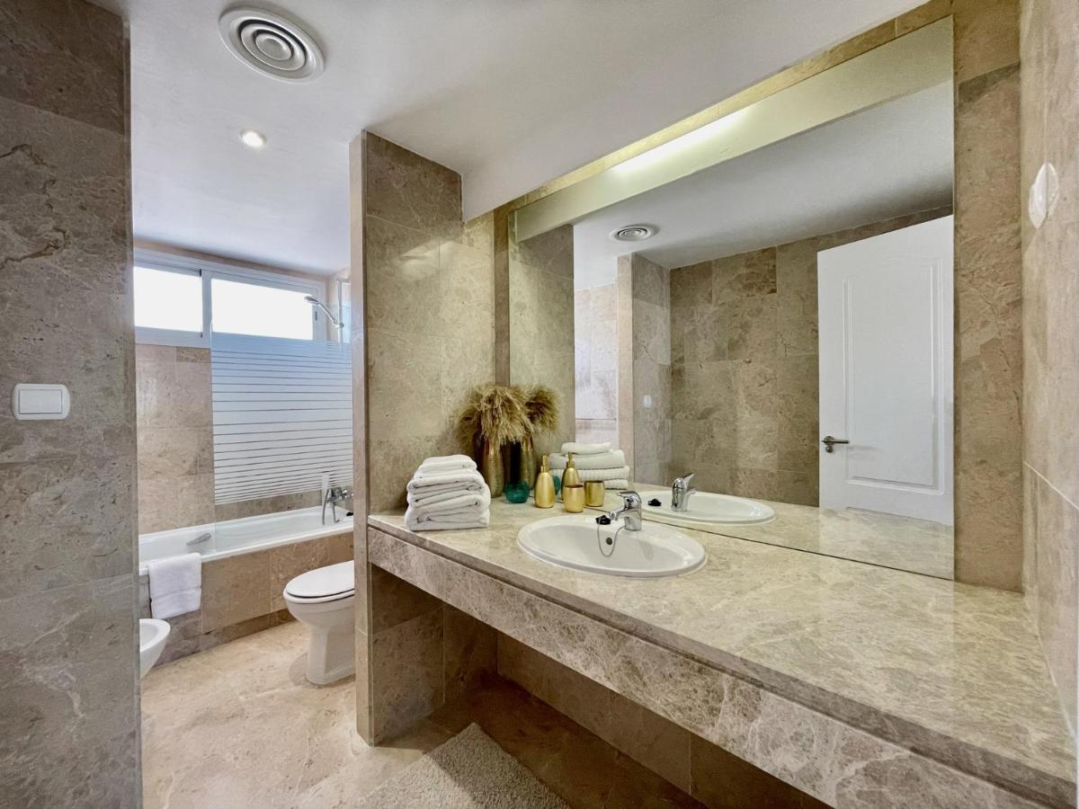 Unique Townhouse In Front Of Puerto Banus Marbella Exterior foto
